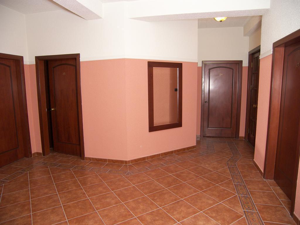 Hotel Elysee Tiranë Luaran gambar