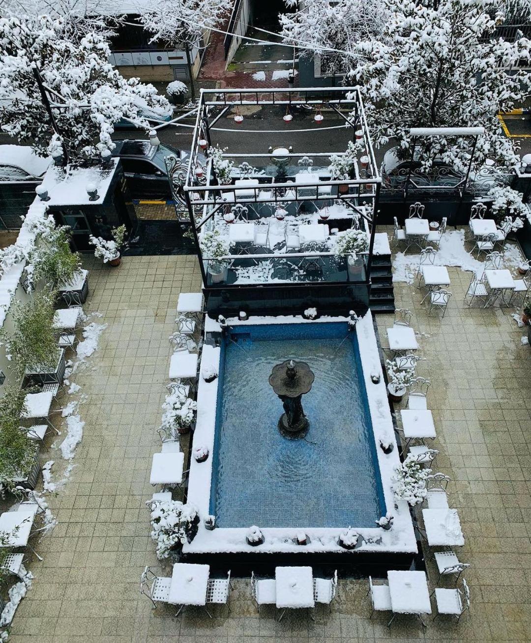 Hotel Elysee Tiranë Luaran gambar