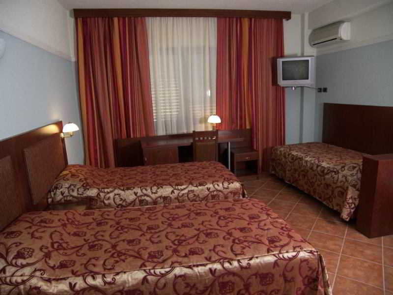 Hotel Elysee Tiranë Luaran gambar